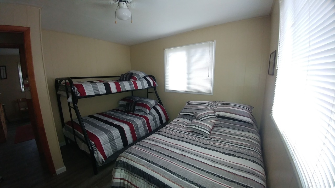Photo of Bedroom in Sunrise Beach