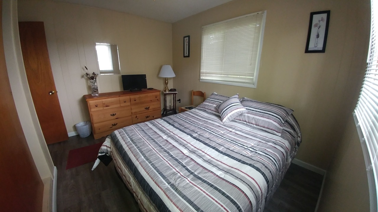 Photo of Bedroom in Sunrise Beach