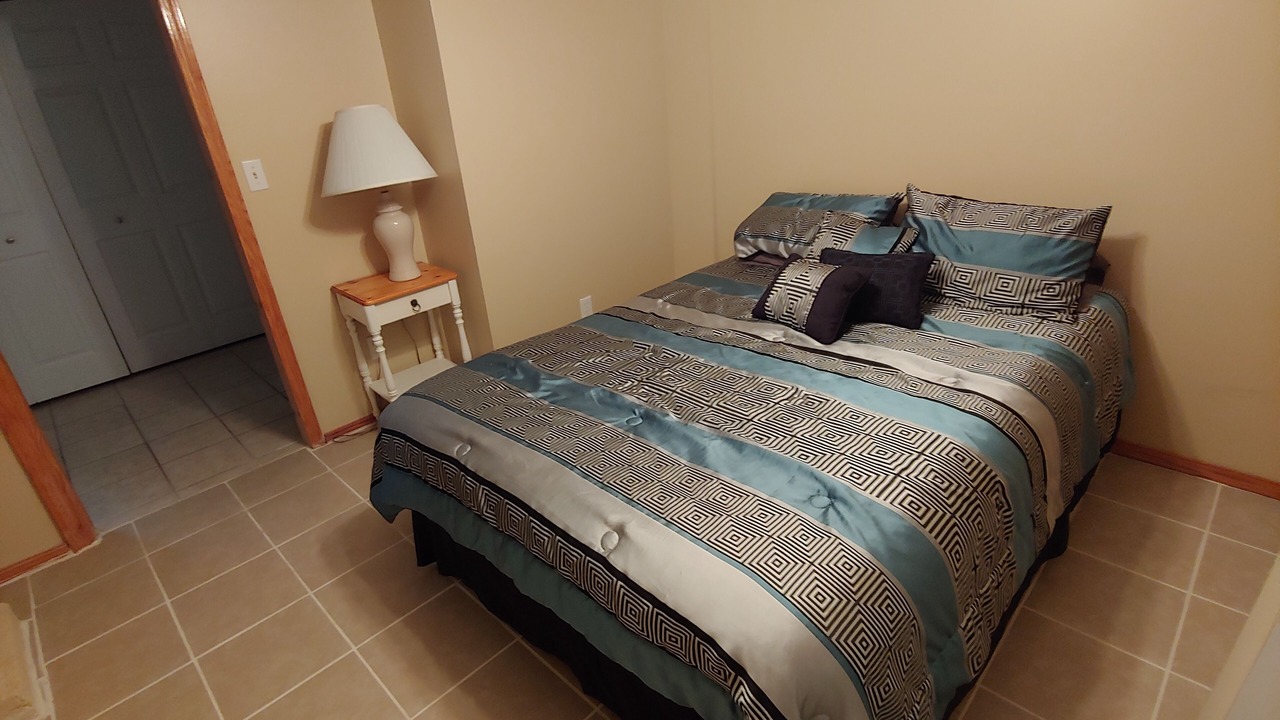 Photo of Bedroom in Sunrise Beach