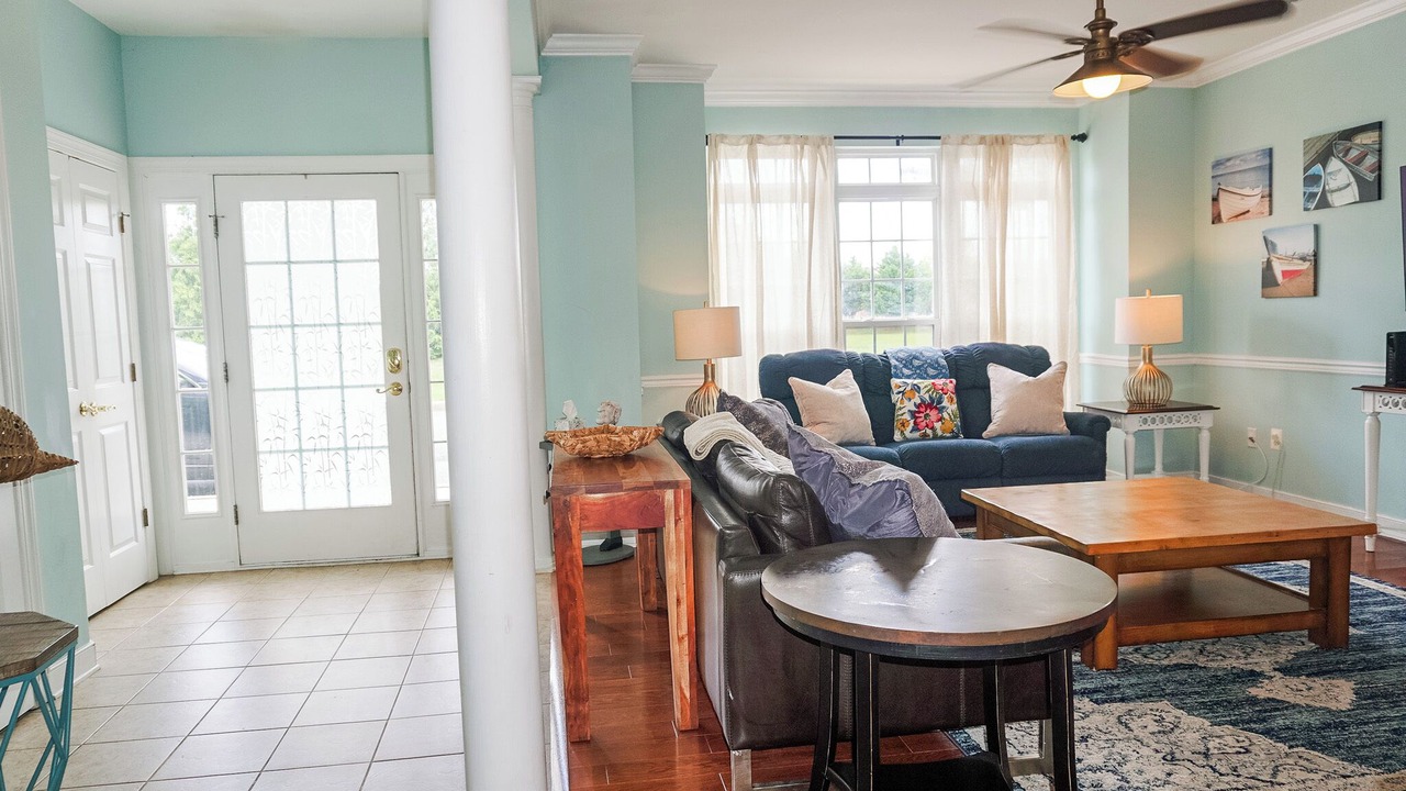 Photo of Livingroom in Villages of Five Points
