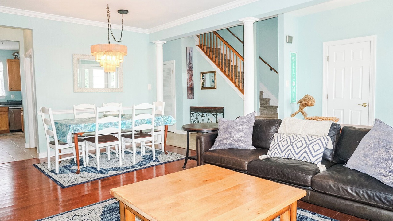 Photo of Livingroom in Villages of Five Points