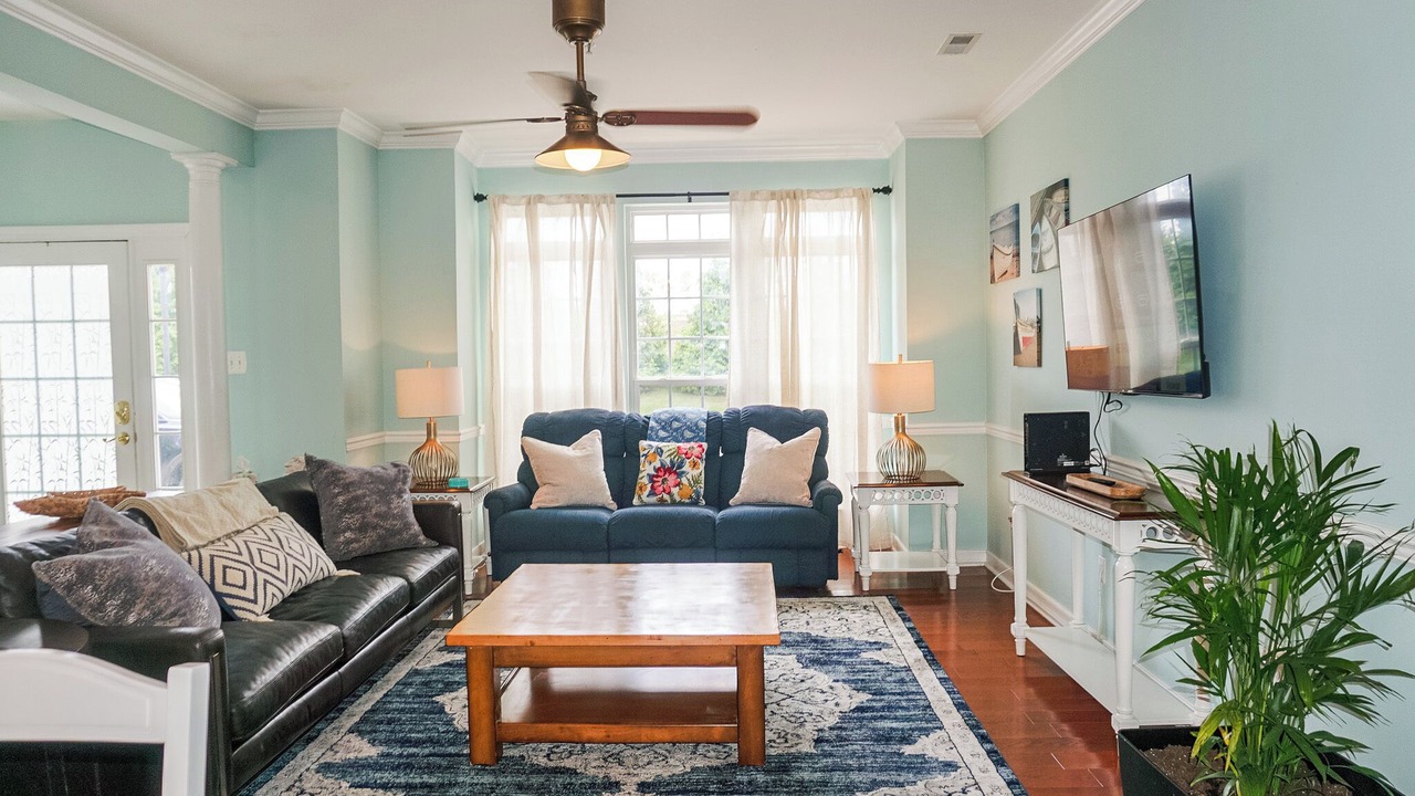 Photo of Livingroom in Villages of Five Points