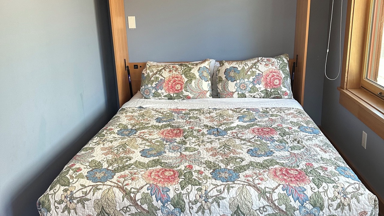 Photo of Others in Eastsound