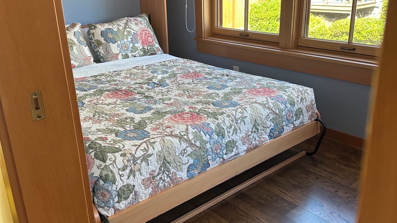 Photo of Others in Eastsound