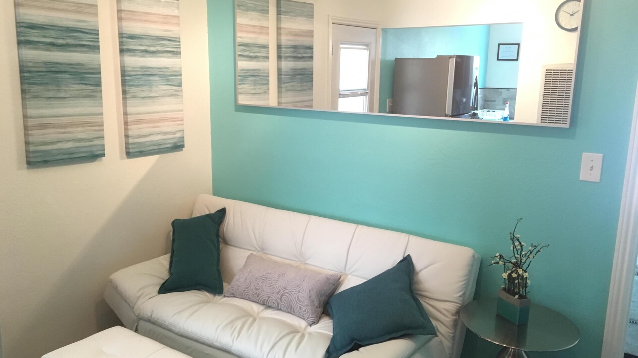 Photo of Livingroom in Mission Beach