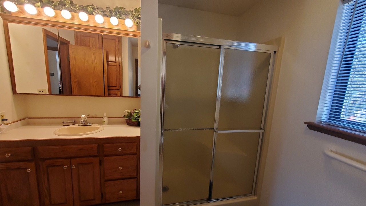 Photo of Bathroom in Lost Bridge Village