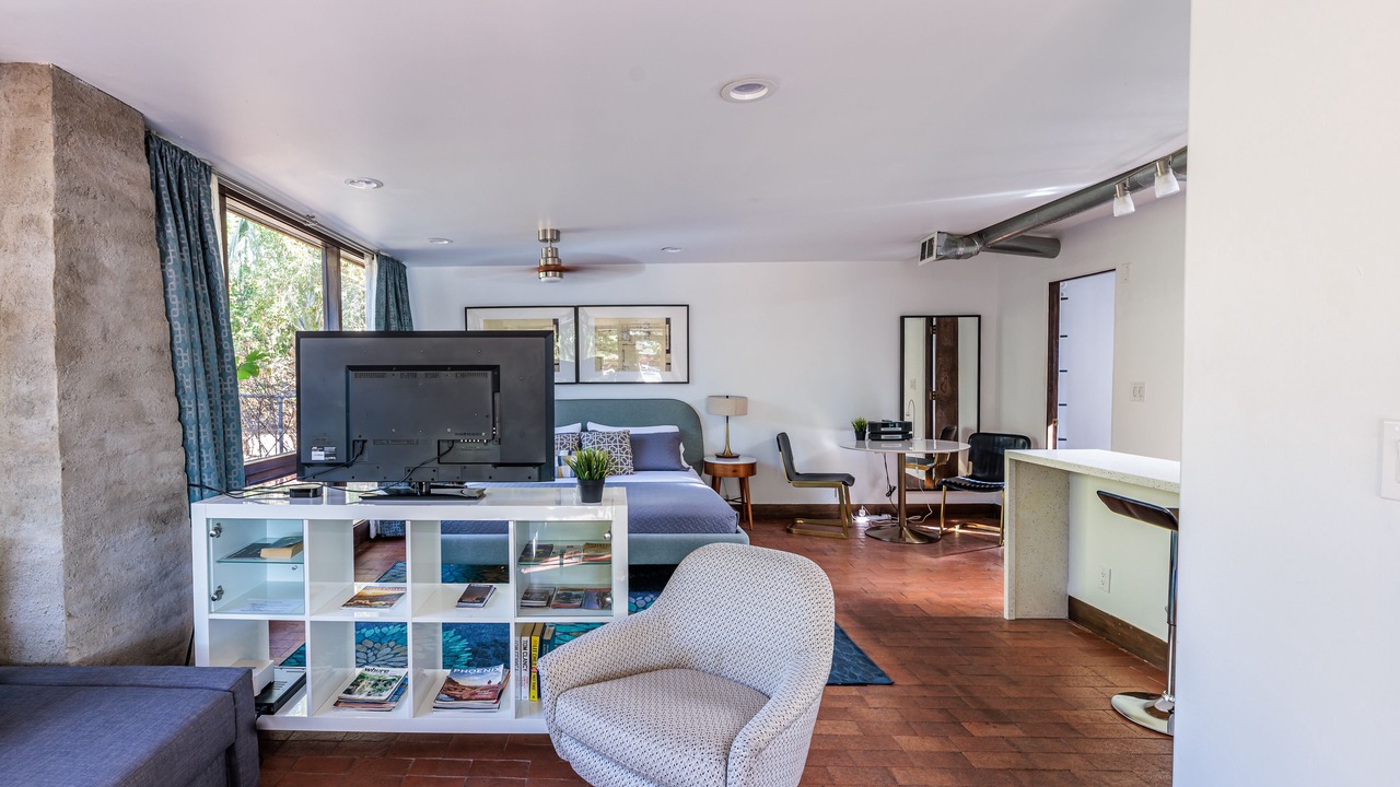 Photo of Livingroom in Camelback East