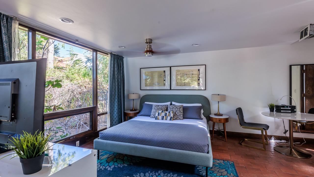Photo of Bedroom in Camelback East