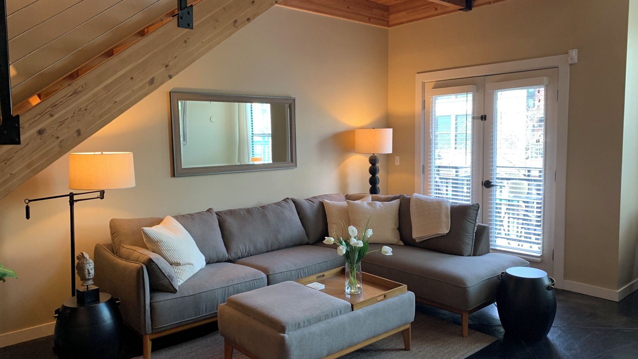 Photo of Livingroom in Orenco Station