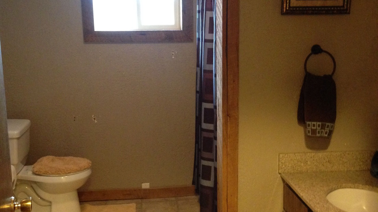 Photo of Bathroom in West Yellowstone