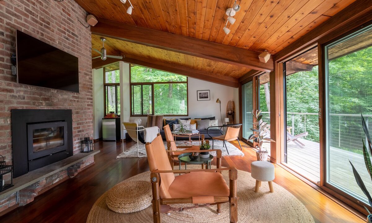Photo of Livingroom in Livingston Manor