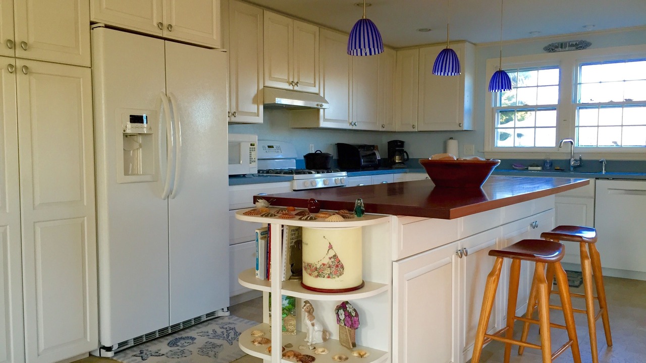 Photo of Bedroom in Surfside