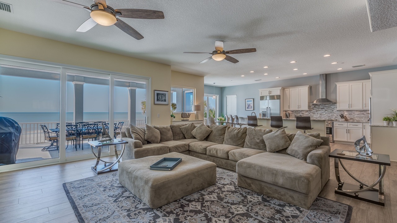 Photo of Livingroom in Indian Shores