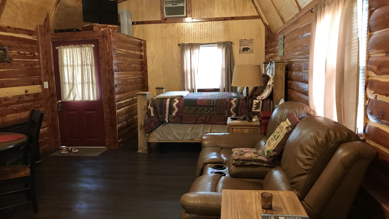 Photo of Bedroom in Hughes County
