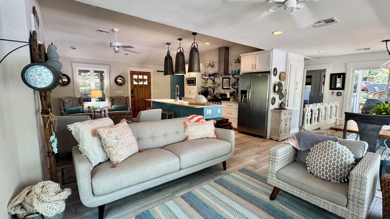 Photo of Livingroom in Vinita