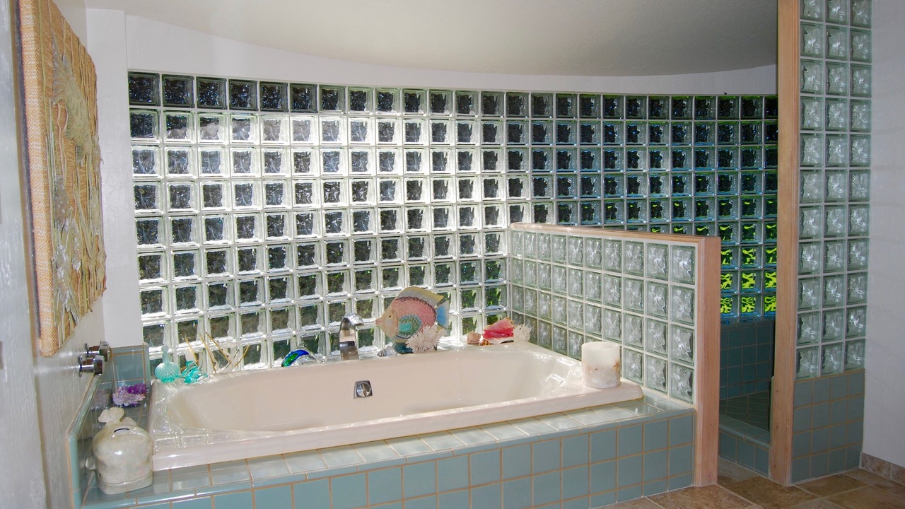 Photo of Bathroom in Cleone