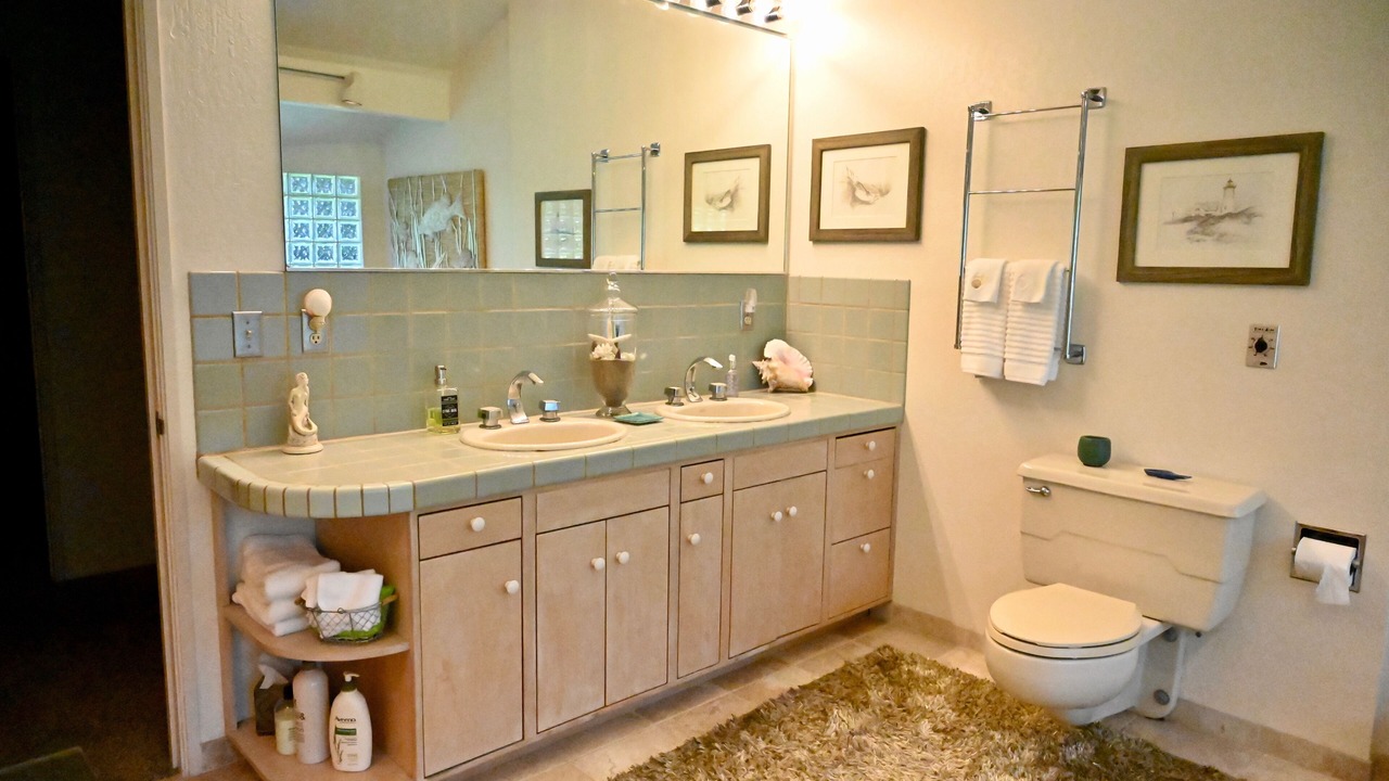 Photo of Bathroom in Cleone