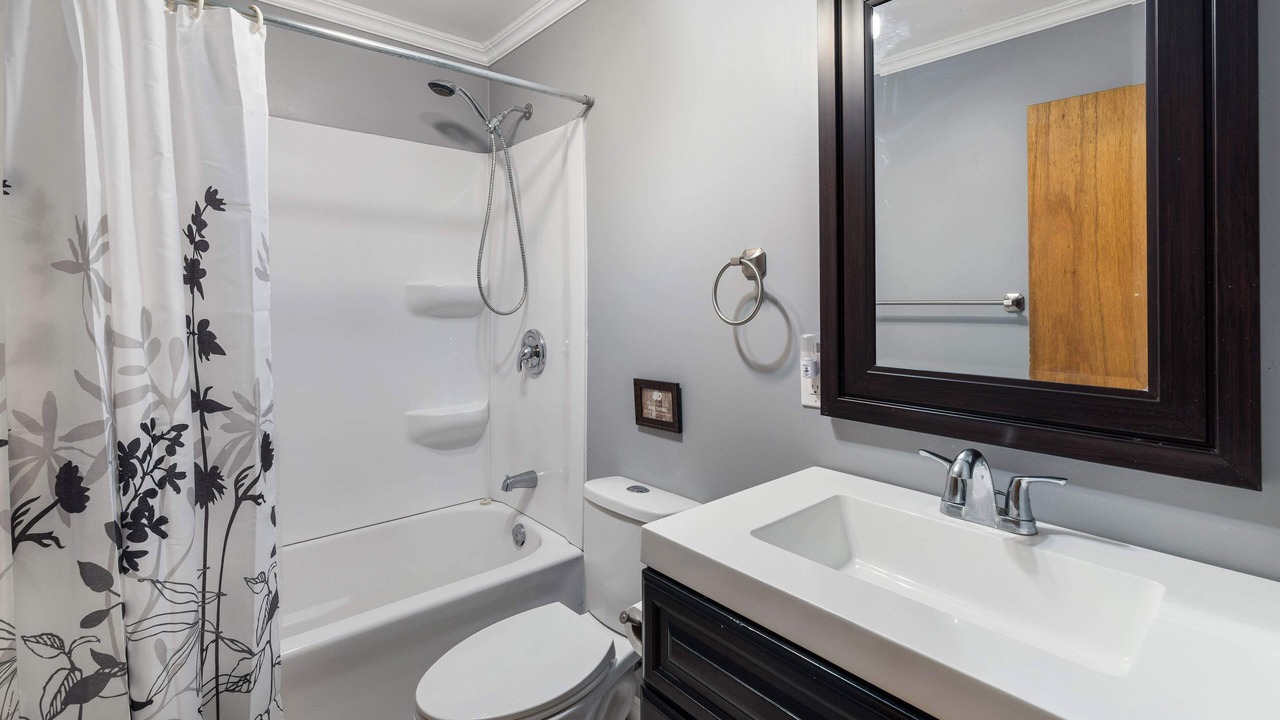 Photo of Bathroom in Central Frontenac