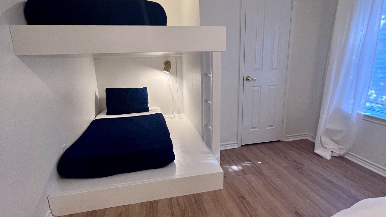 Photo of Bedroom in Shirewood
