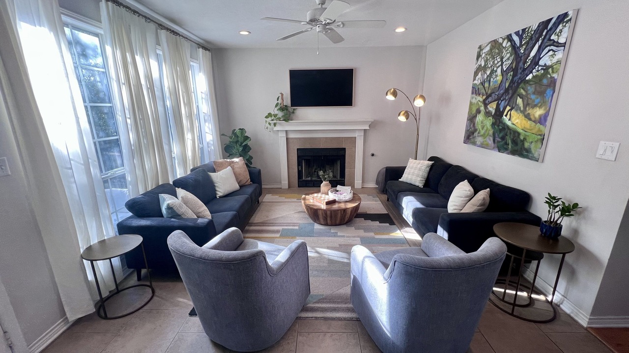 Photo of Livingroom in Shirewood