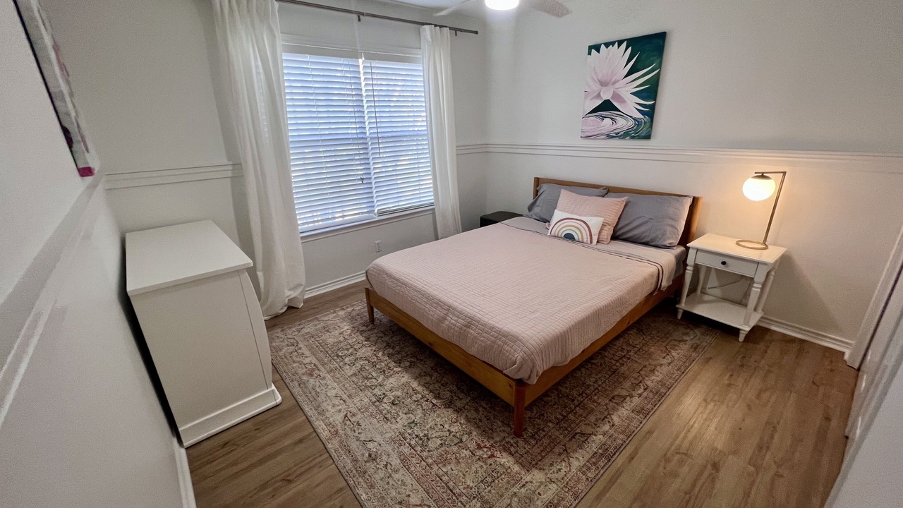 Photo of Bedroom in Shirewood