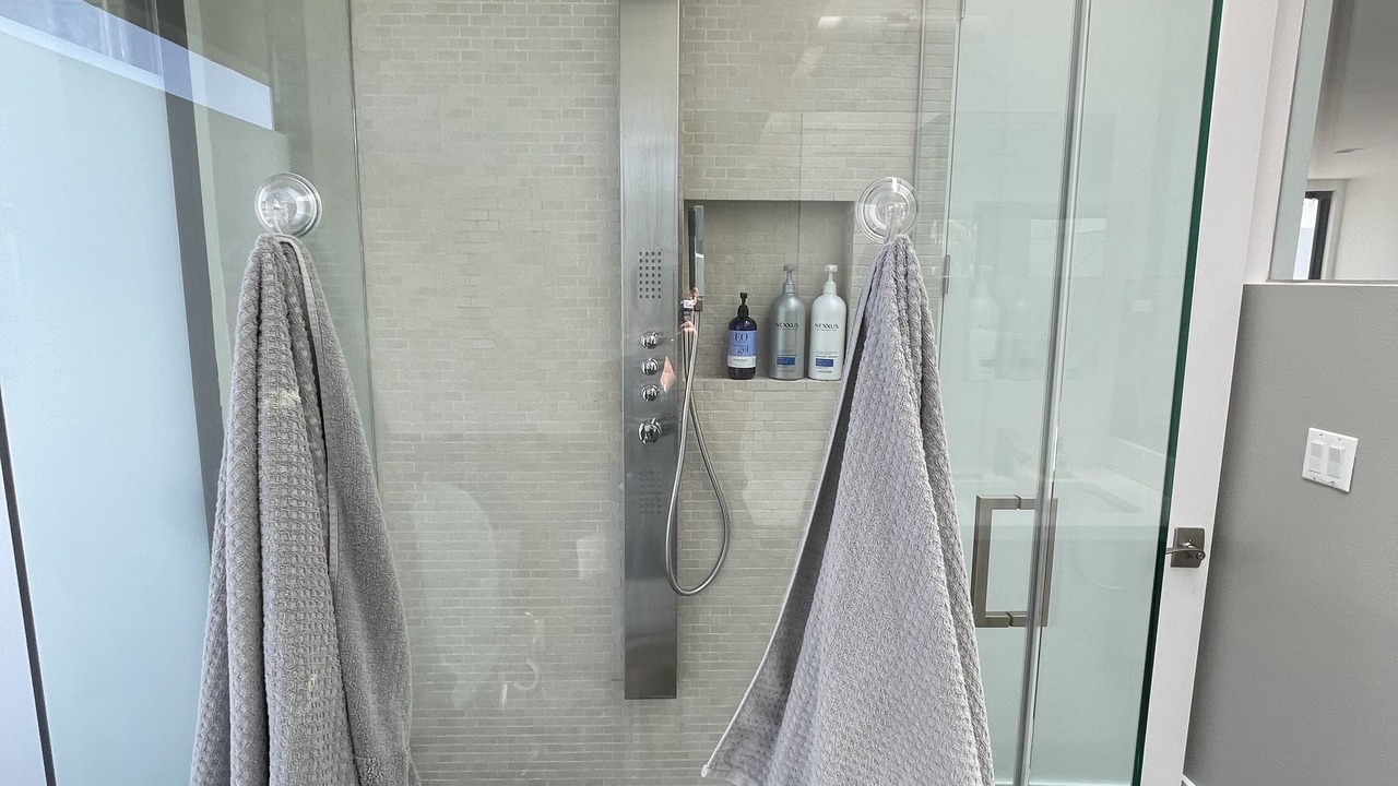 Photo of Bathroom in Silver Strand
