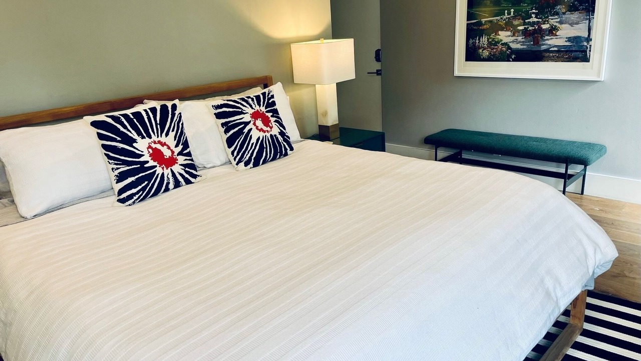 Photo of Bedroom in Silver Strand
