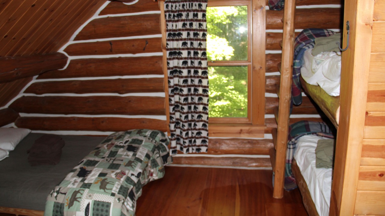 Photo of Bedroom in Northeast Michigan