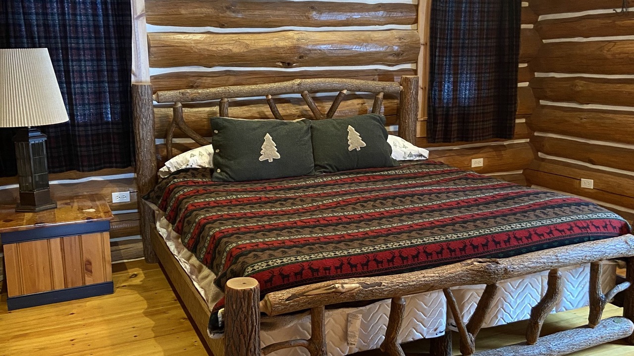 Photo of Bedroom in Northeast Michigan