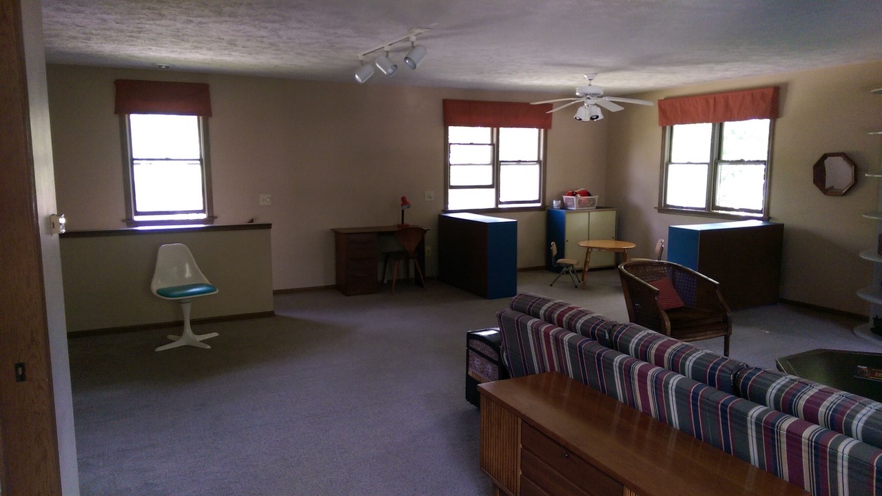 Photo of Livingroom in Spring Lake