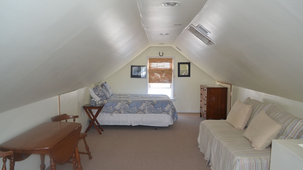 Photo of Bedroom in Spring Lake