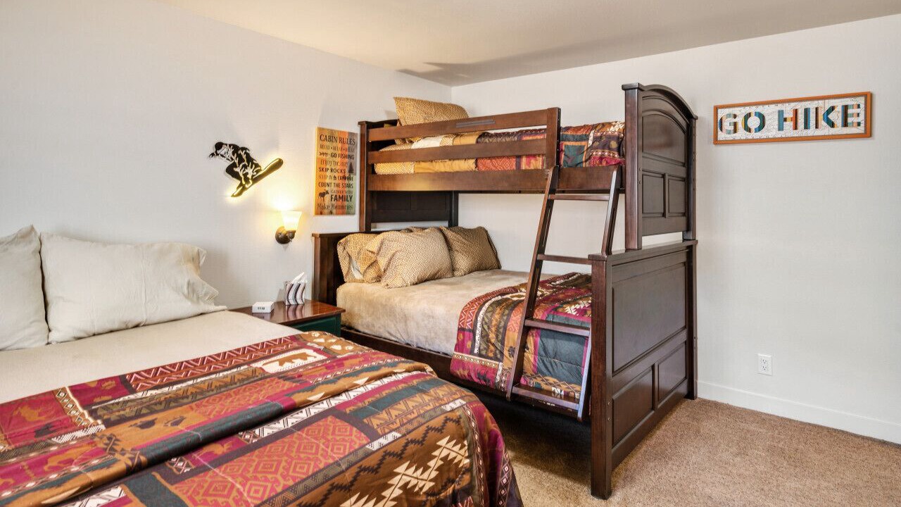 Photo of Bedroom in Cottonwood Heights