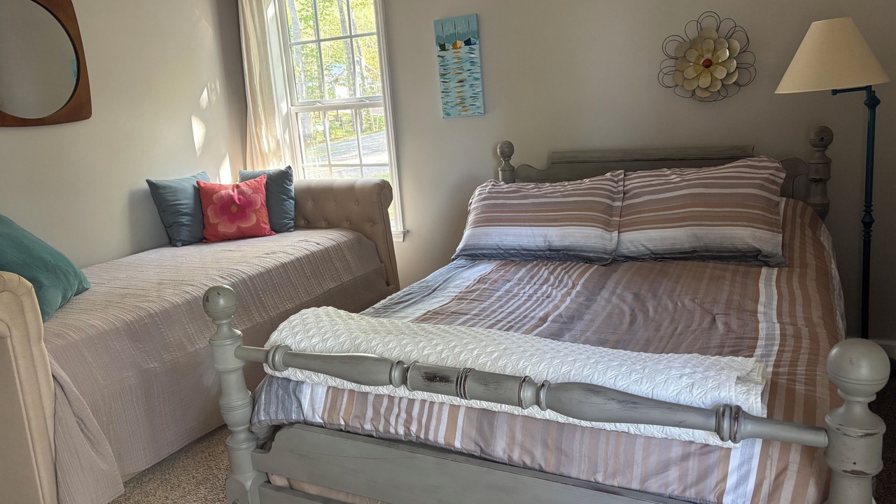 Photo of Bedroom in Whitby Cove