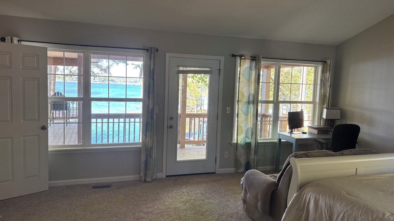 Photo of Outdoor in Whitby Cove