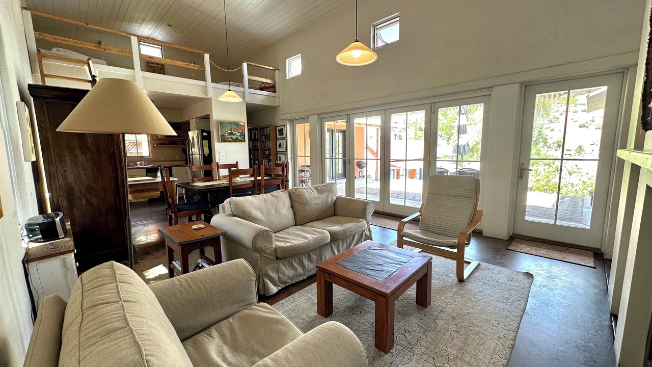 Photo of Livingroom in Bisbee