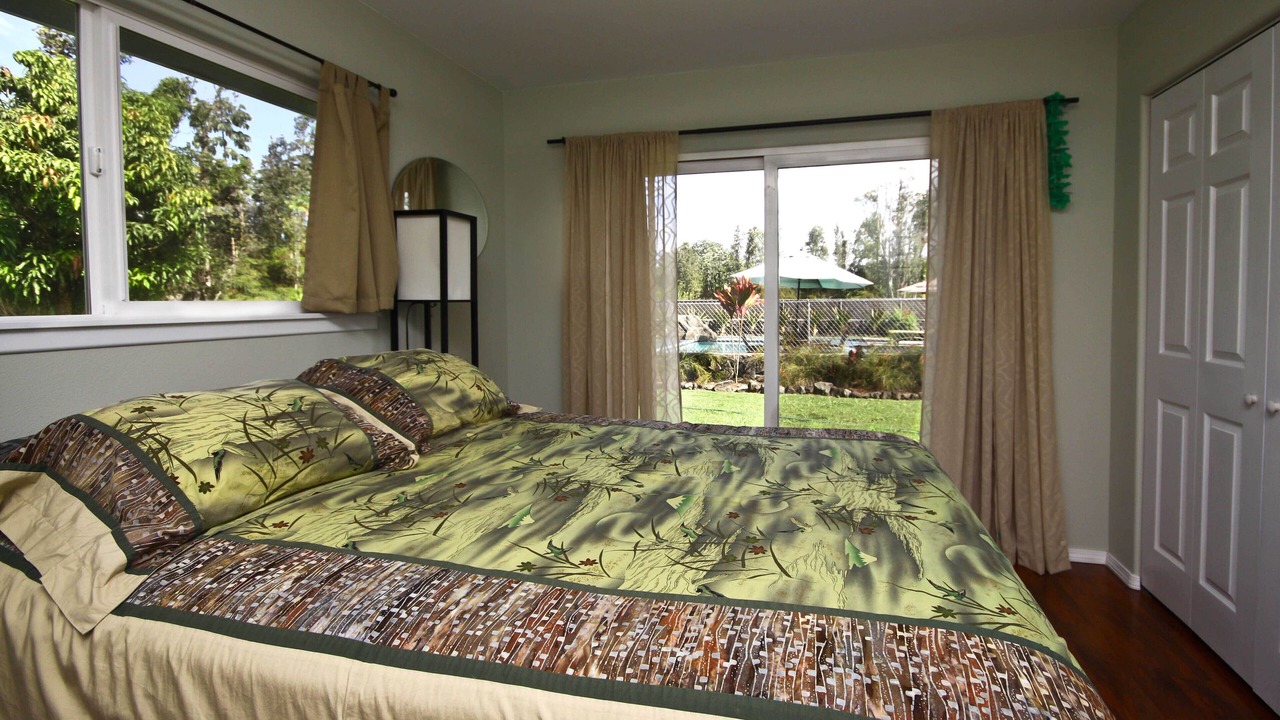 Photo of Bedroom in Keaau