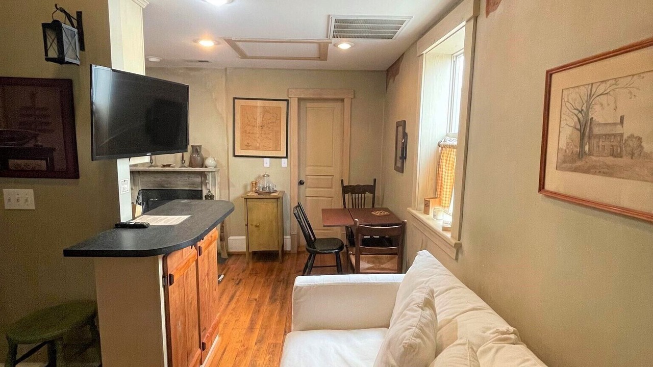 Photo of Livingroom in Bedford