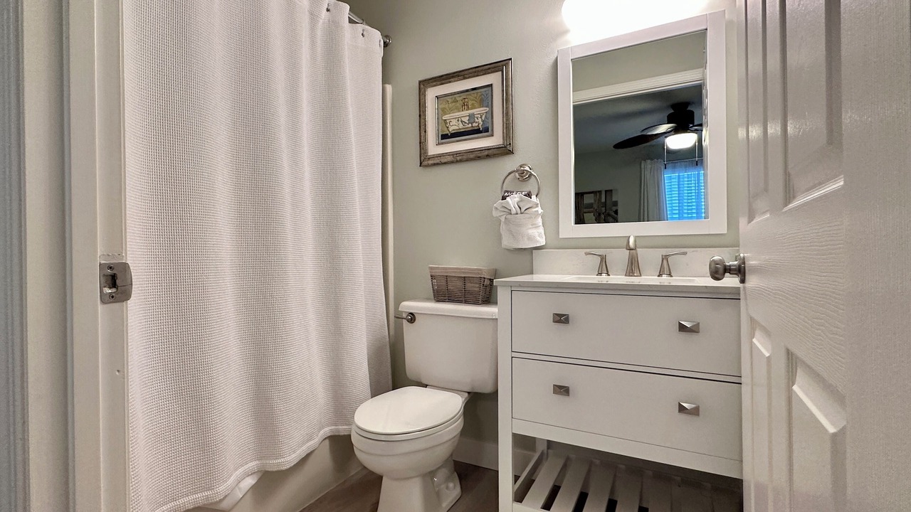 Photo of Bathroom in Gulf Place