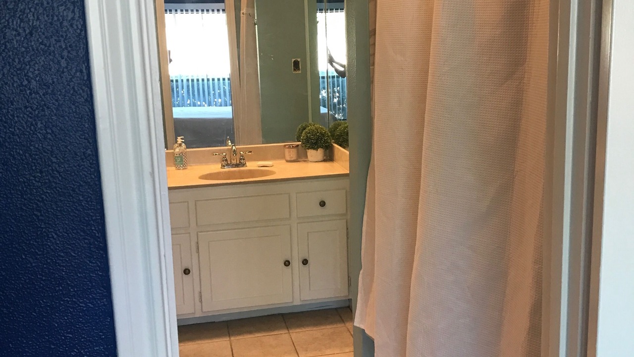 Photo of Bathroom in Seven Coves