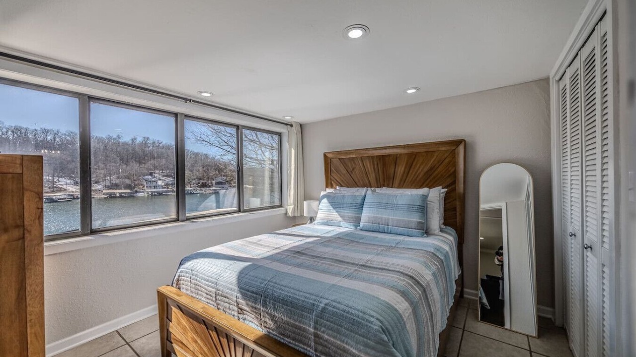 Photo of Bedroom in Osage Beach