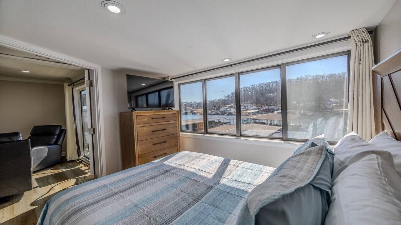 Photo of Bedroom in Osage Beach