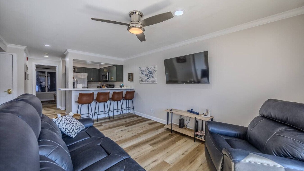 Photo of Livingroom in Osage Beach