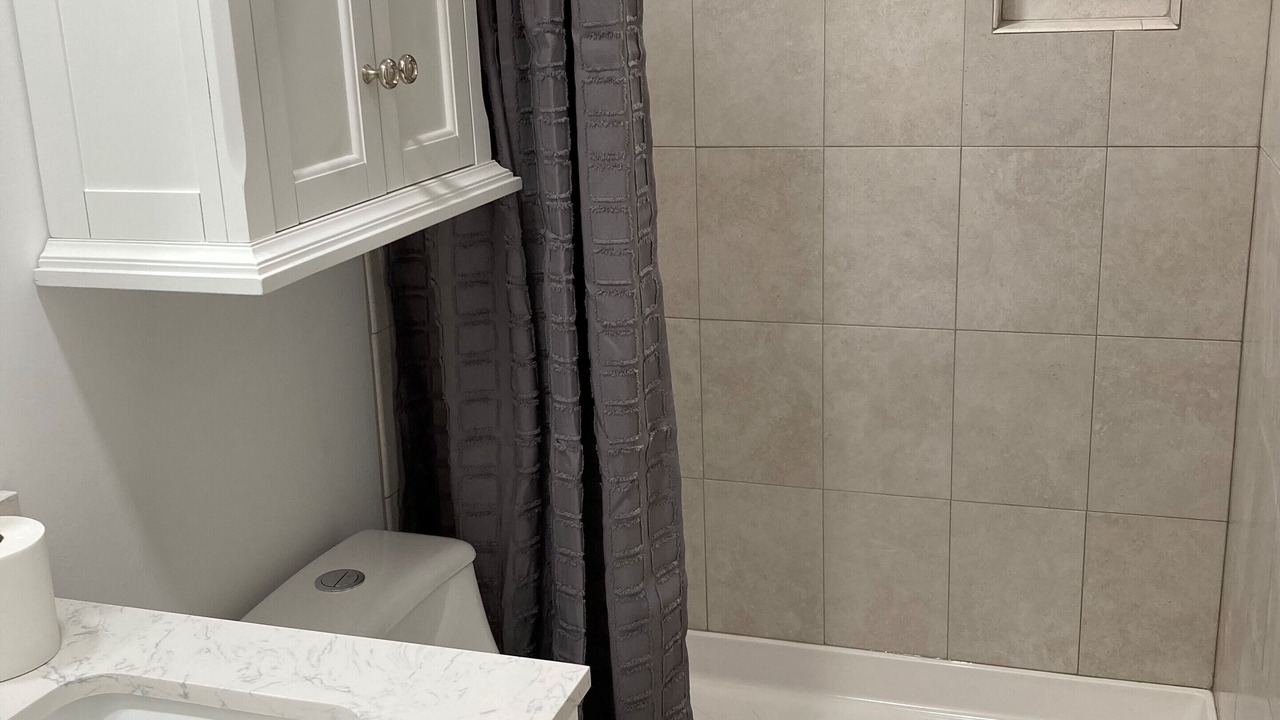 Photo of Bathroom in South Beach Haven