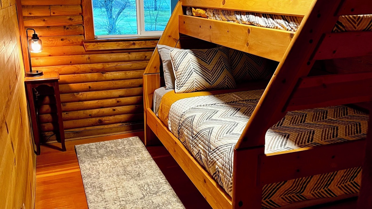 Photo of Bedroom in Penn Valley