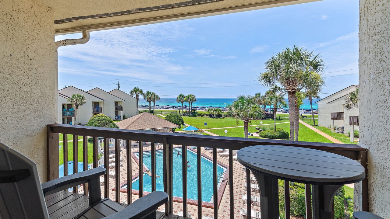 Photo of Patio Balcony in Miramar Beach