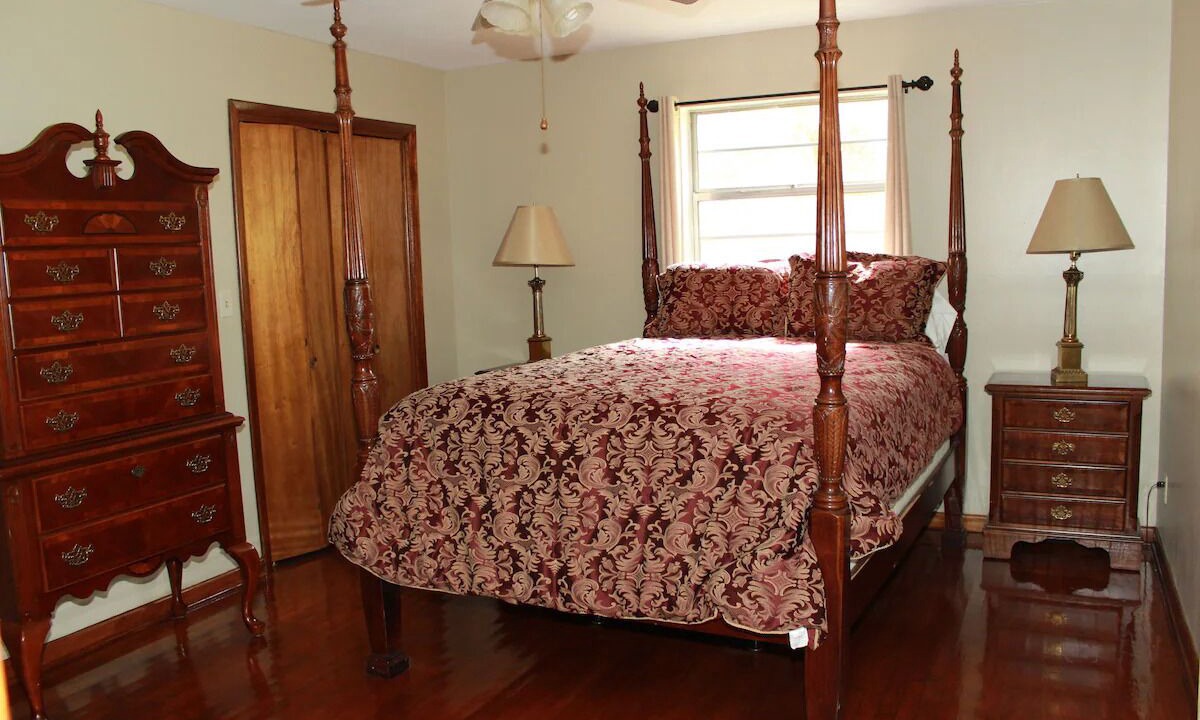 Photo of Others in Townsend