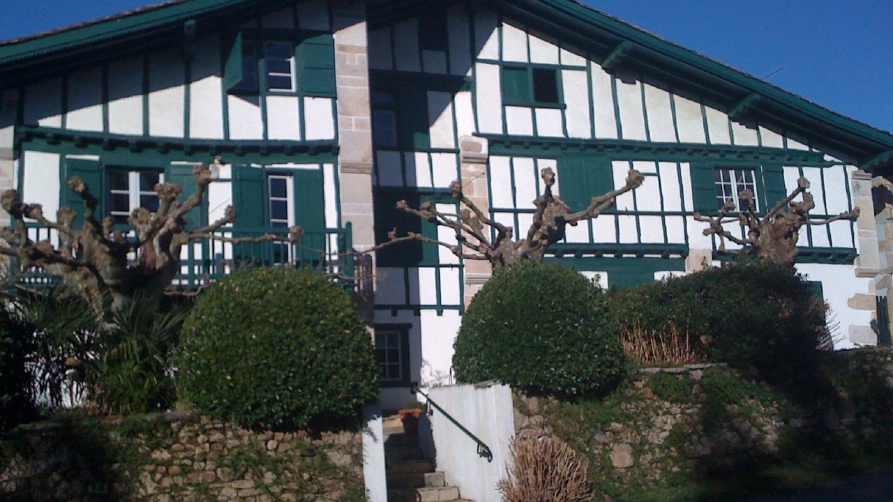 Photo of Outdoor in Sare