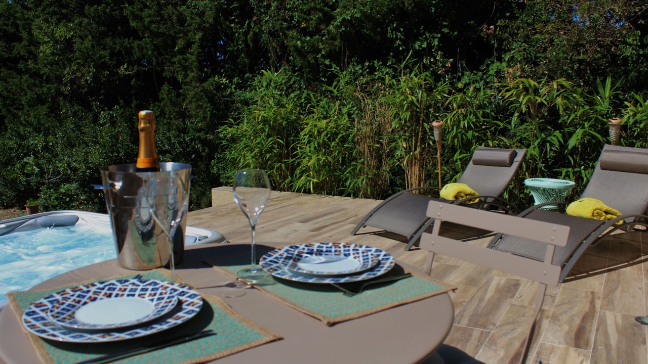 Photo of Outdoor in Merindol