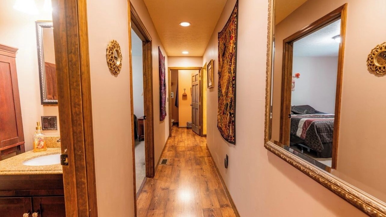 Photo of Bedroom in Confluence