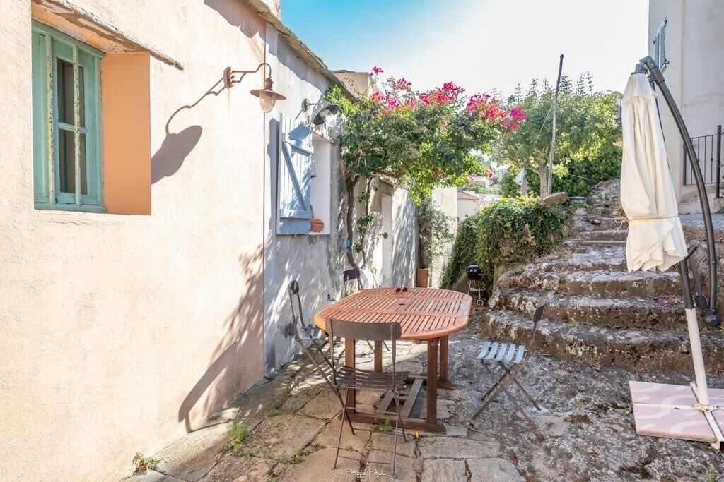 Photo of Outdoor in Meria